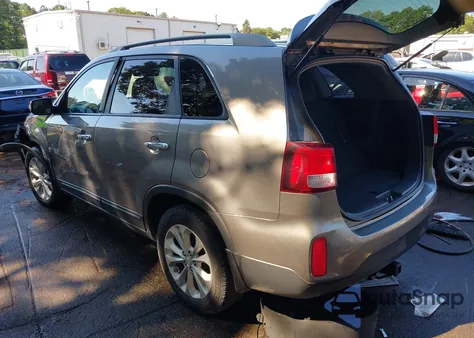 2015 Kia Sorento Ex V6 z USA, uszkodzony, nr VIN 5XYKUDA79FG624656